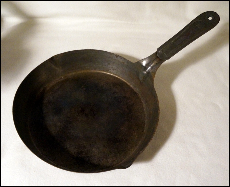 Cast iron camp skillet